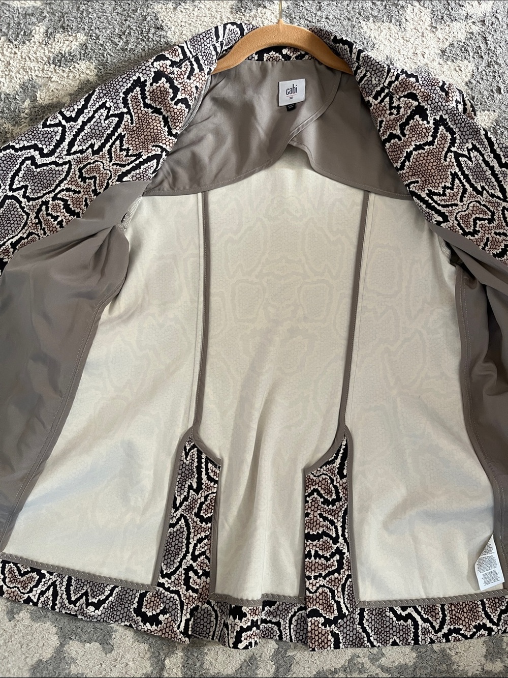 Cabi Python Blazer - Picture 6 of 12